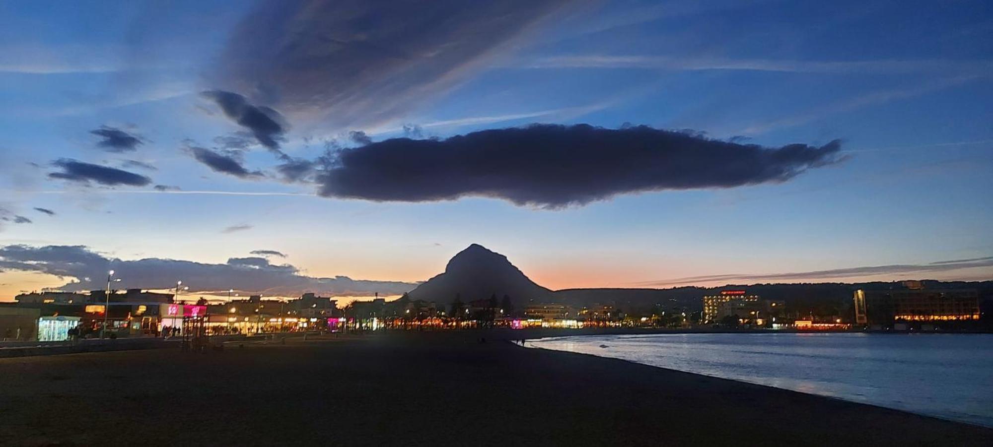 Mar-Beach Front Apartment In Jávea Exteriör bild